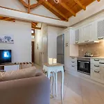 Апартаменты Pietra Di Mare