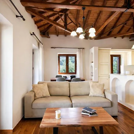 Pietra Di Mare * Verga Kalamata